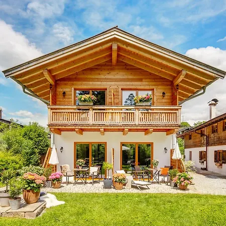 Trinis - Gaestezimmer - Bad - Bett - Kleine Kaffee - Tee-theke Mit Kuehlschrank - Parkplatz