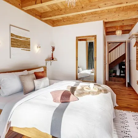 Trinis - Gaestezimmer - Bad - Bett - Kleine Kaffee - Tee-theke Mit Kuehlschrank - Parkplatz Rottach-Egern
