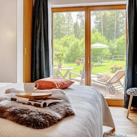Trinis - Gaestezimmer - Bad - Bett - Kleine Kaffee - Tee-theke Mit Kuehlschrank - Parkplatz * Rottach-Egern